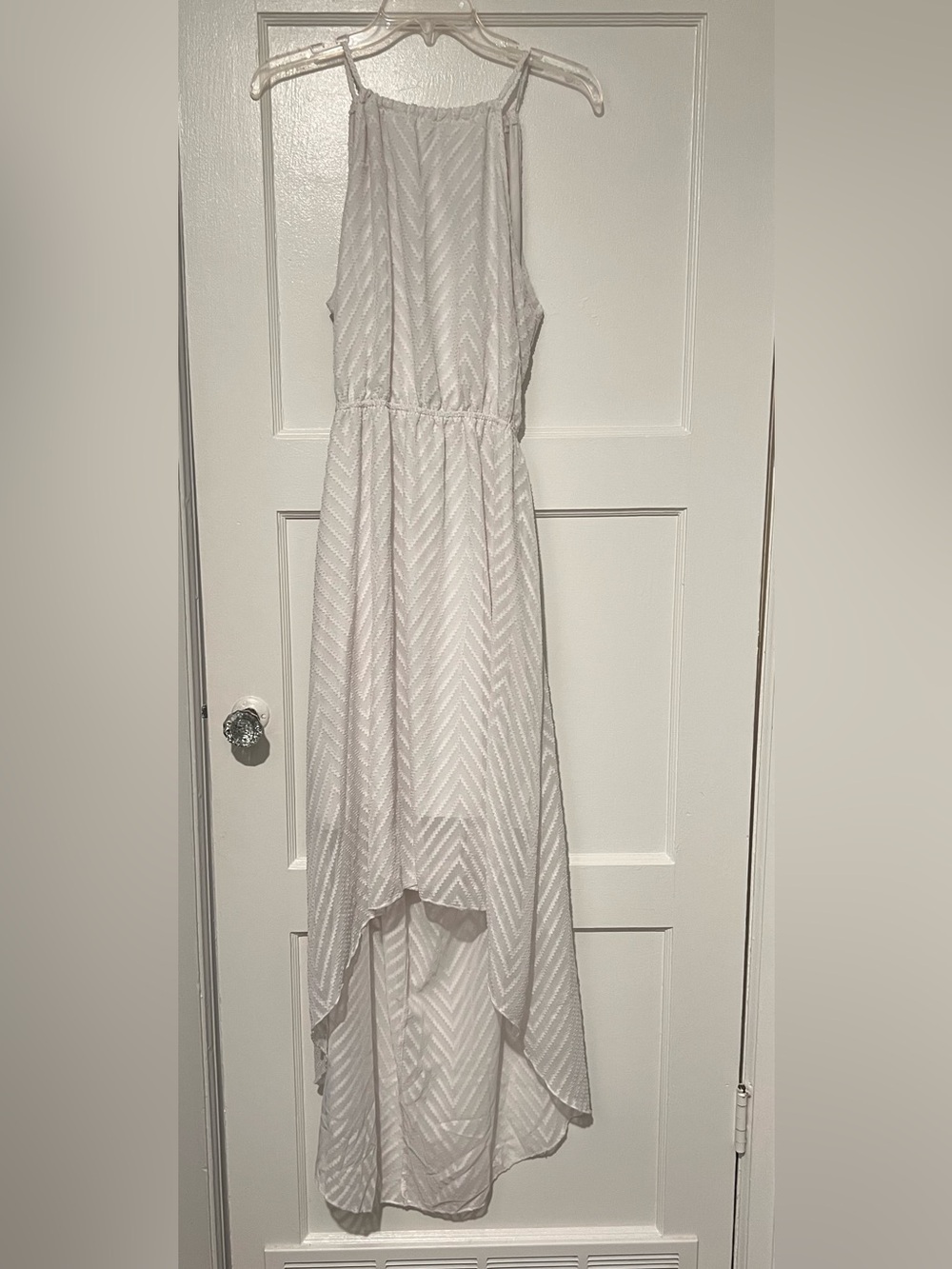 SHEIN White Chevron High-Low Maxi Dress